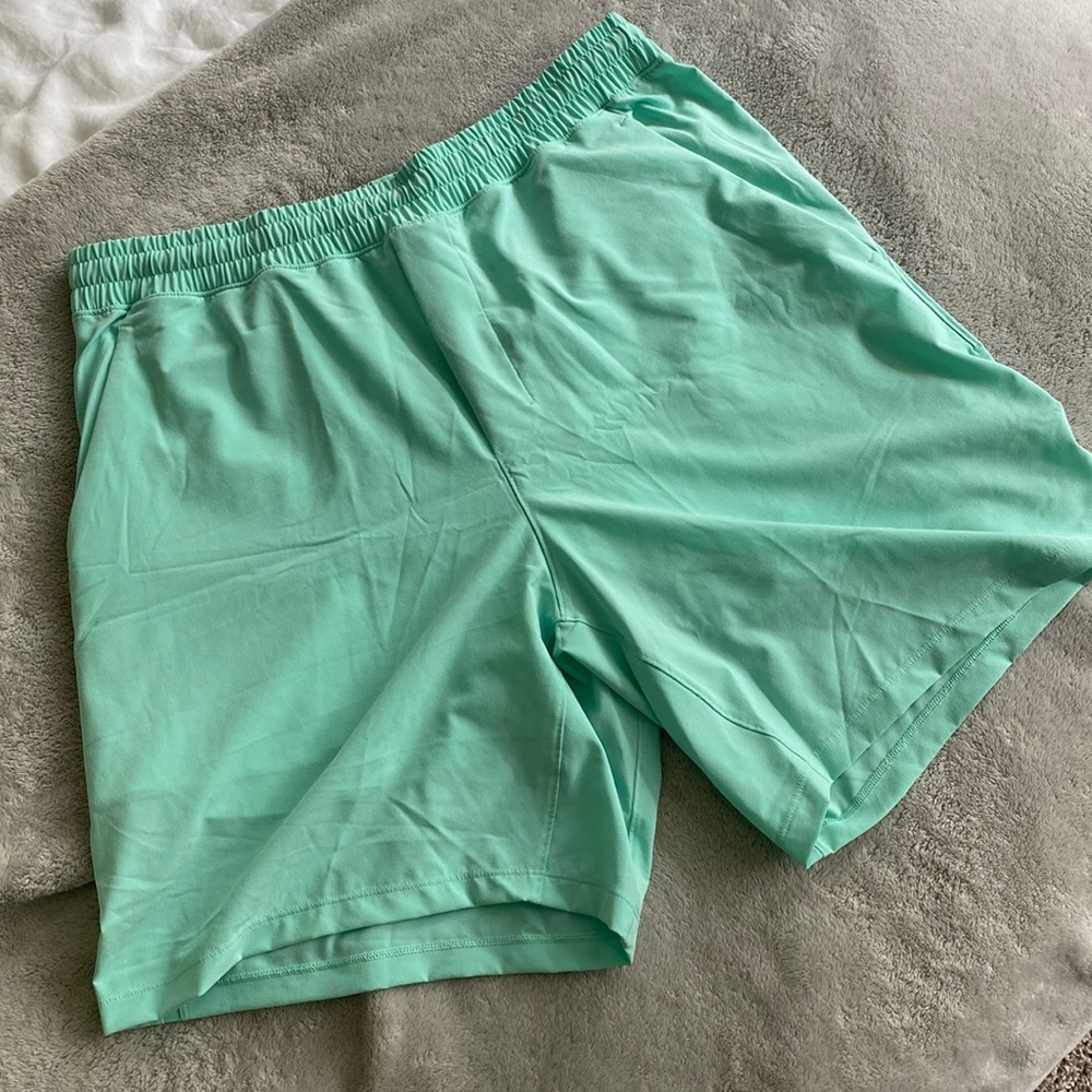 Men’s Lululemon 7in Core Short (lined)
